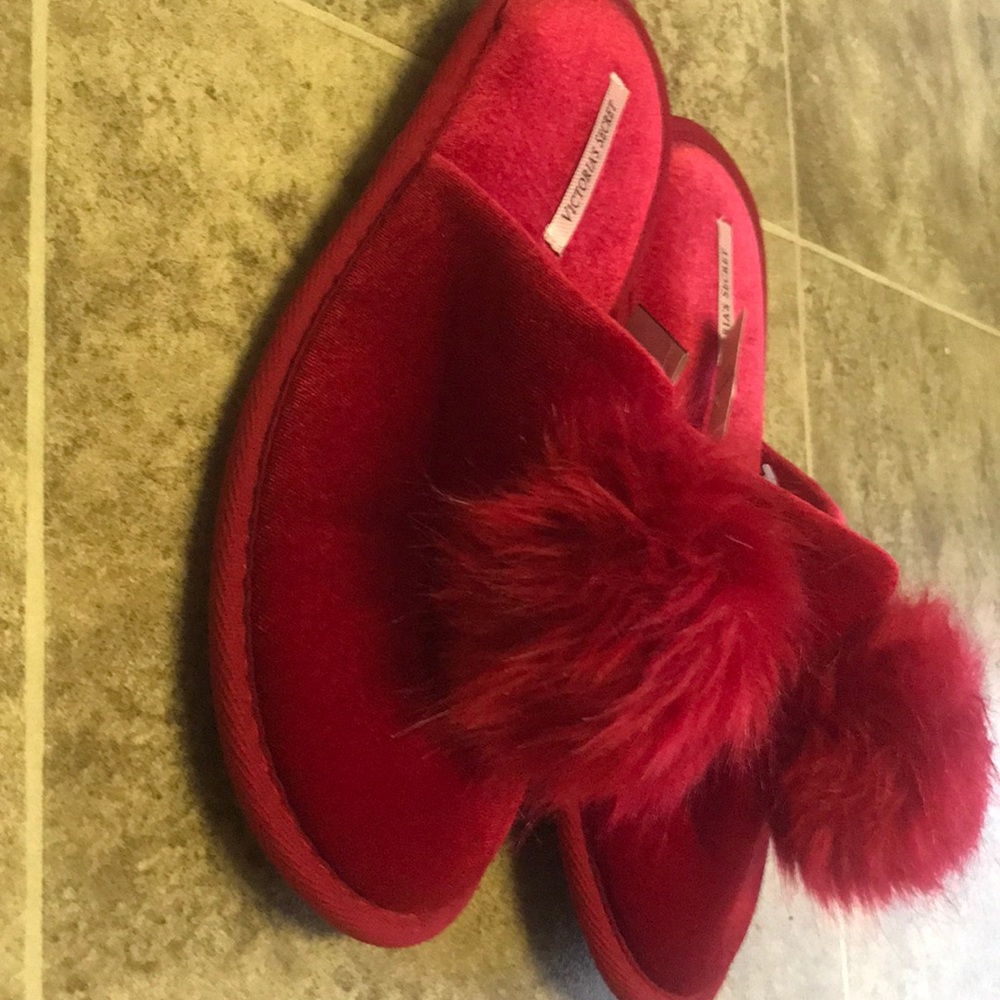 Victoria’s Secret Pom Slippers